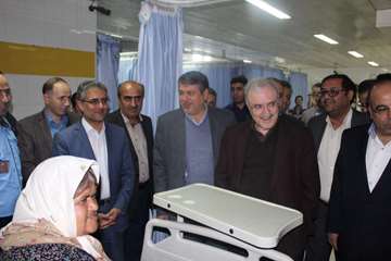 بازدید وزیر بهداشت از بیمارستان ولایت دامغان 
